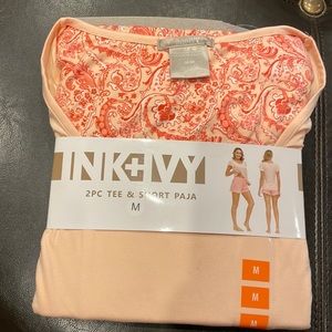 Ink + Ivy 2 piece Tee & Short Pajama Set